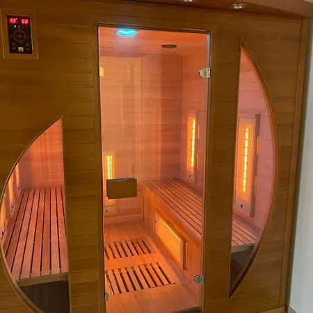 Holiday home Maison Entiere Avec Sauna Privatif Sauna Sur Sye